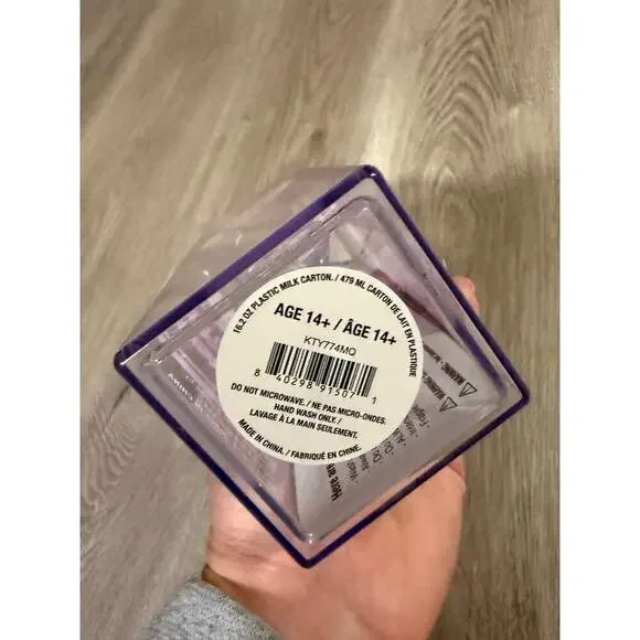 Hello Kitty Strawberry Milk Carton Water Bottle - Picture 5 of 5